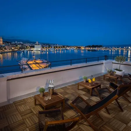 Belvedere Luxury - Breathtaking View Bed & Breakfast