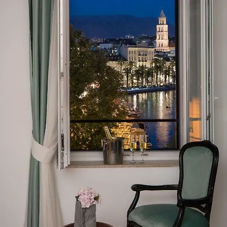 Bed and Breakfast Belvedere Luxury - Breathtaking View